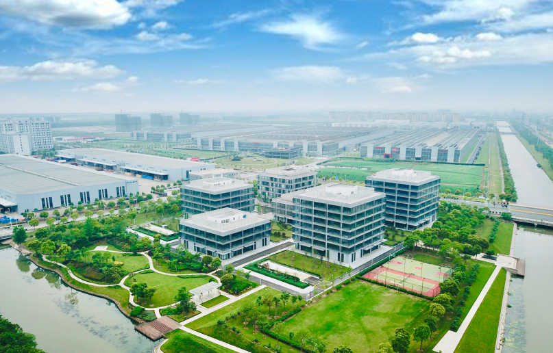 今夏我们用独特的方式解锁美丽的临港蓝湾