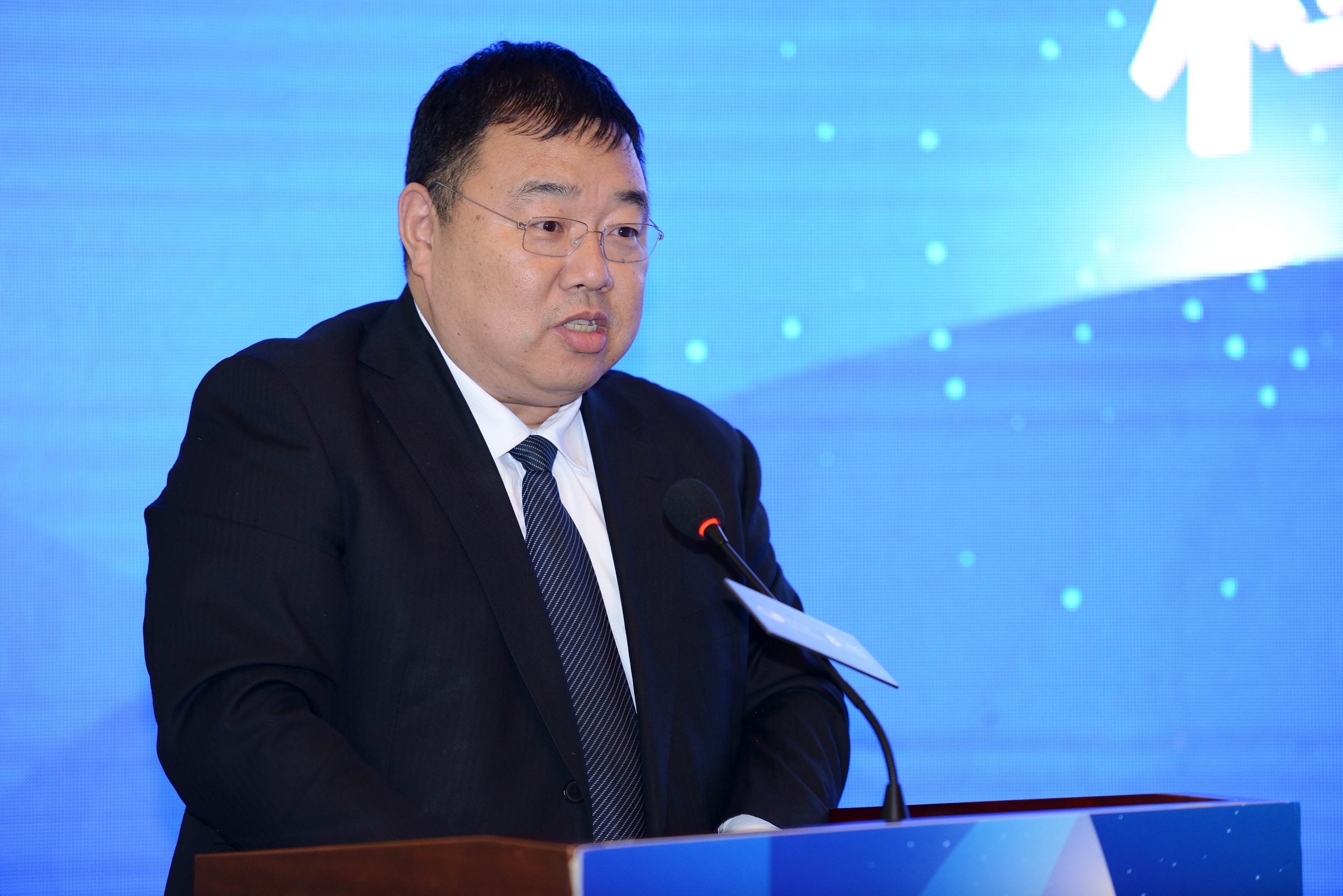 上银临港"科创金融示范区"启动, 打造"融智,融资,融